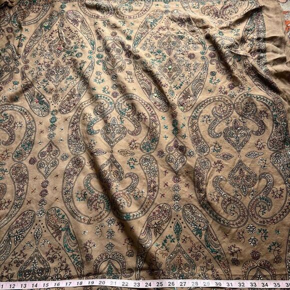 Embroidered sari Scarf - Picture 8 of 8